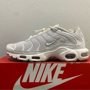 Wore two times don’t use been in my closet for a while now (need gone asap